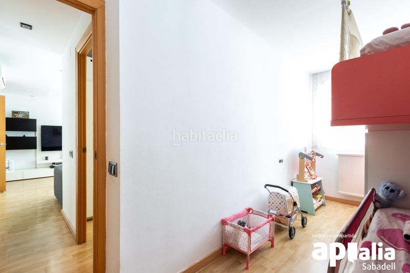 Foto 75cedb23-f56f-499b-a09e-9e76fd0981de. Appartamento con riscaldamento piscina in Eixample Sabadell