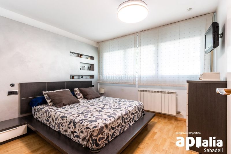 Foto ba95ac7b-81ba-4bc4-8b7e-edf07244a609. Appartamento con riscaldamento piscina in Eixample Sabadell