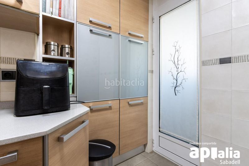 Foto 28a2aa75-f060-4511-91ee-c6077428016b. Piso en Eixample Sabadell