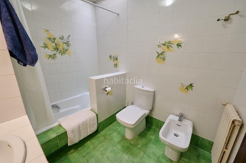 Foto 371c13ed-5dbe-41a2-b55f-d2e08a779d1c. Casa adossada amb calefacció aparcament a Sentmenat