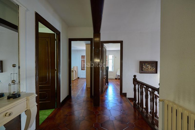 Foto 4b08d57c-3693-4d1f-be2f-77e2553e843d. Casa adossada amb calefacció aparcament a Sentmenat