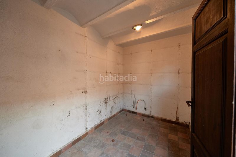 Foto 5323f71f-1d3e-4725-849d-d620c88df761. Casa adossada amb calefacció aparcament a Sentmenat