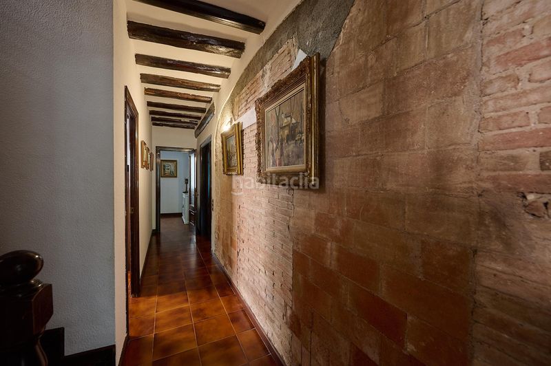 Foto 85e7c59c-1a09-4327-a770-75cd021b5a4b. Casa adossada amb calefacció aparcament a Sentmenat
