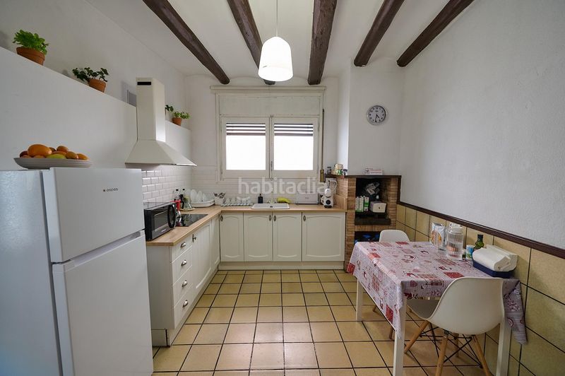 Foto a0eabfd9-5f75-41f6-bdfe-ecce142e1c67. Casa adossada amb calefacció aparcament a Sentmenat