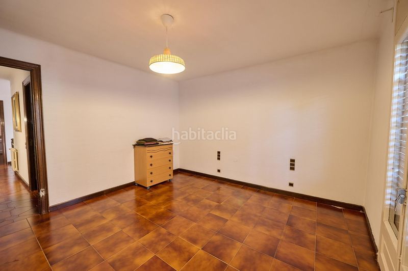 Foto a56ef82c-ebfd-4142-b47b-8d0a448707fb. Casa adossada amb calefacció aparcament a Sentmenat