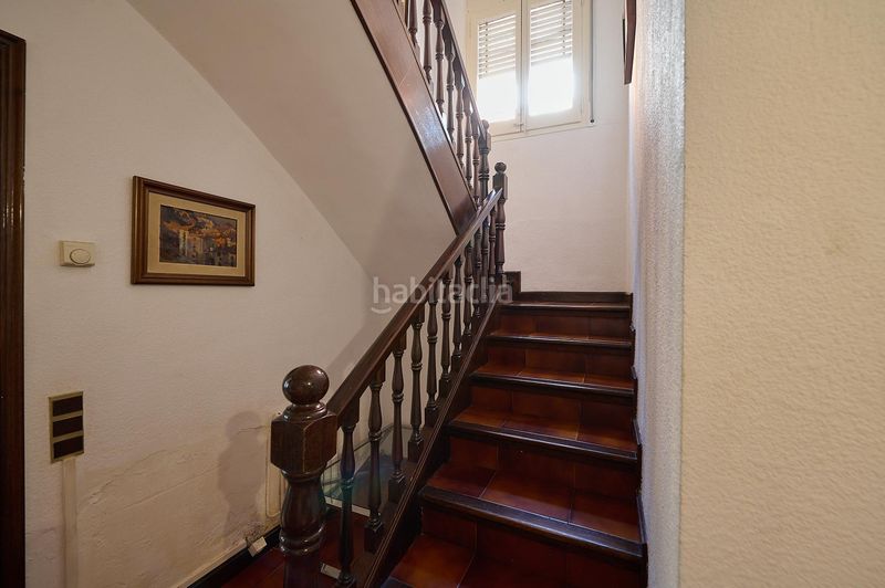 Foto a953b607-a93d-4a9b-a515-87a14502df2c. Casa adossada amb calefacció aparcament a Sentmenat