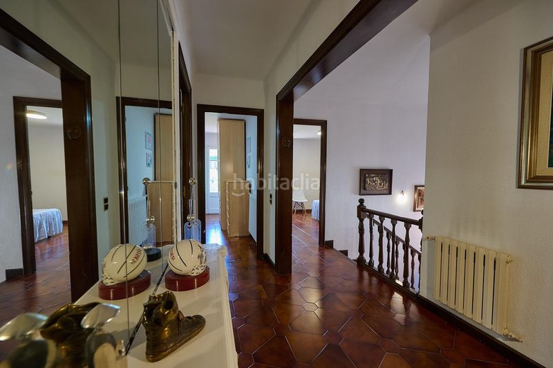 Foto eeaa53d0-b48f-4750-89f7-3b2b38a24d62. Casa adossada amb calefacció aparcament a Sentmenat