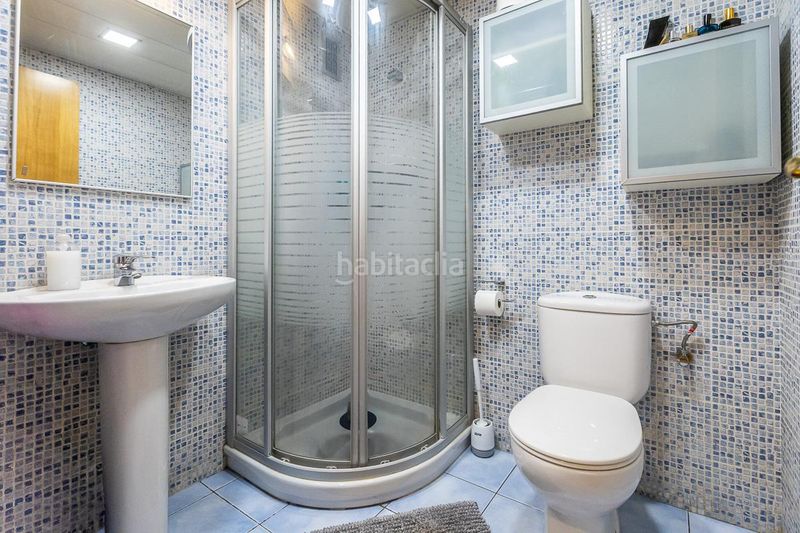 Foto fbaa1e3c-b989-40a3-bce1-5854df08ac2b. Pis amb calefacció aparcament a Eixample Sabadell