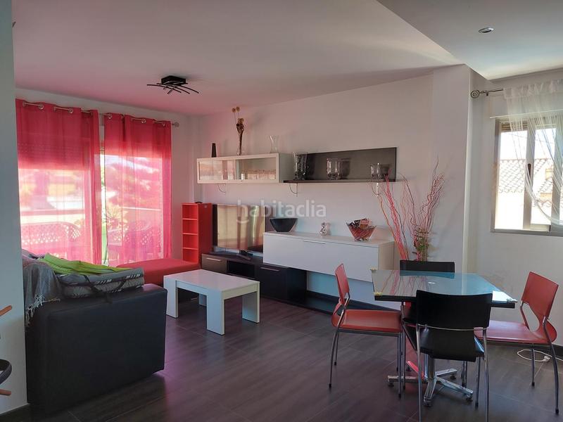 Foto d9debef7-85dc-426a-be58-59832a167b04. Rent semi detached house with heating pool in Oliva playa Oliva