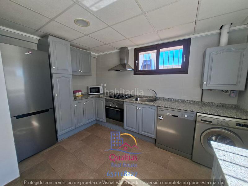 Foto 90ae296a-ed61-4ee3-aa9a-0ce3a23ae176. Alquiler apartamento en Oliva playa Oliva