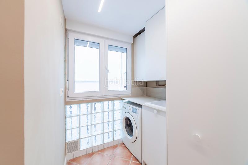 Foto 2b8dc40d-e5ca-4a16-8df4-85c7f4add083. Location appartement dans avinguda del port 111 dans Valencia