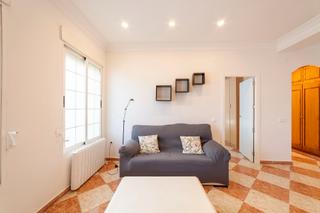 Rent Flat  Carrer asunción de nuestra señor. Piso en alboraya próxima a parada metro peris aragó