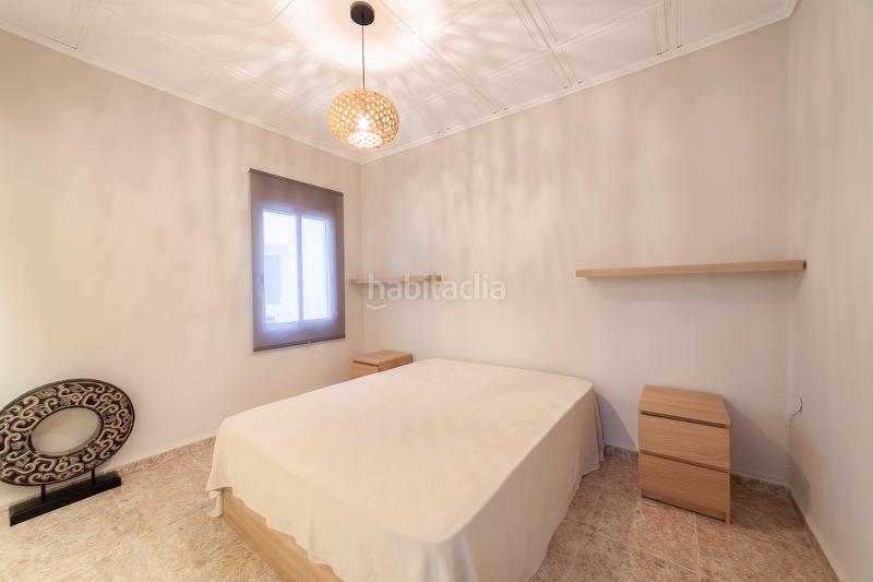 Foto 4b66eb63-f056-4ad2-9fa4-425009dc4175. Flat with heating in Camí Fondo Valencia