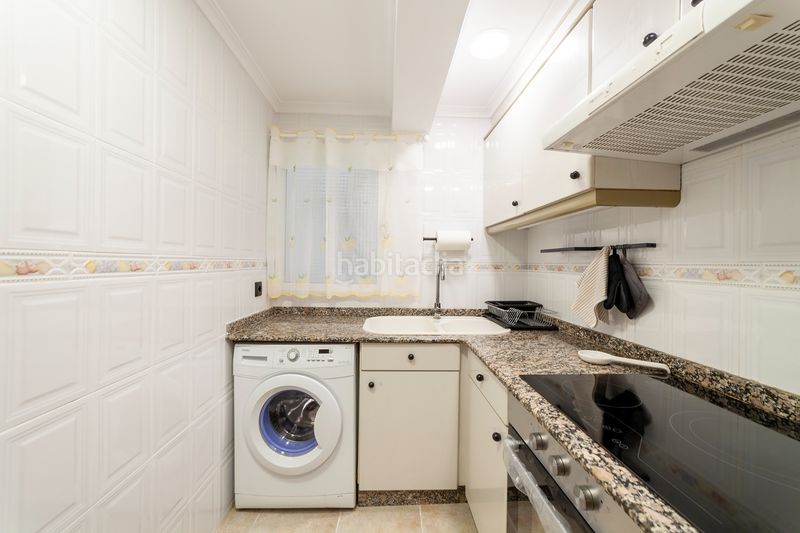 Foto b9c1f5e9-64a5-45df-9273-d6317fcaa70a. Rent flat with heating in El Perelló Sueca