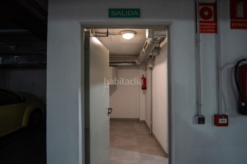 Foto 671f2e69-368f-4f05-b834-eb468038ba1a. Edificio en calle llana 34 edificio comercial prime oportunidad de inversión en Olvera