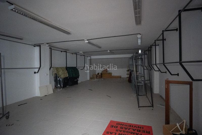 Foto ec20f8d2-f6af-4fe5-8aa5-418b7f74d1ee. Edificio en calle llana 34 edificio comercial prime oportunidad de inversión en Olvera