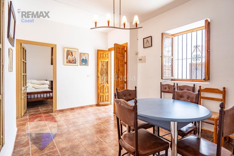 Foto 4c570f93-a171-4c69-bf73-7e2b69a95e3d. Casa a Periana