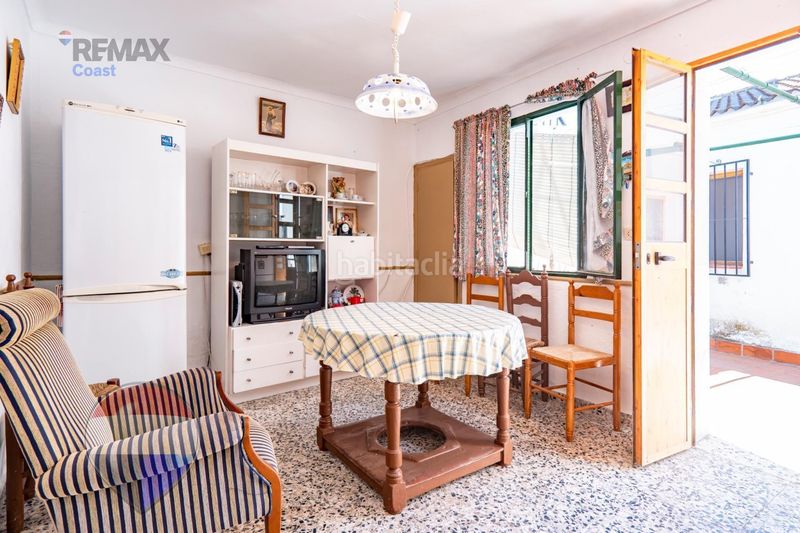 Foto d629198e-fbea-4b70-a75b-6302803f08de. Casa a Periana