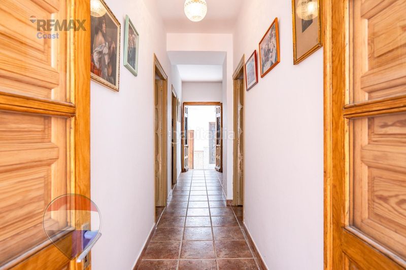 Foto dbe23d50-a783-41b9-b0cb-4df290ceb94e. Casa a Periana