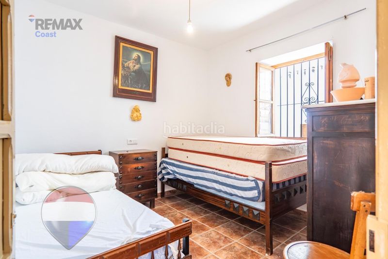 Foto df7c8496-7375-49a3-a073-e01dfc850c6f. Casa a Periana