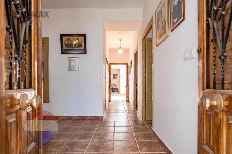 Foto eab5e4a5-5ce2-4742-abb3-efd329278bb2. Casa a Periana