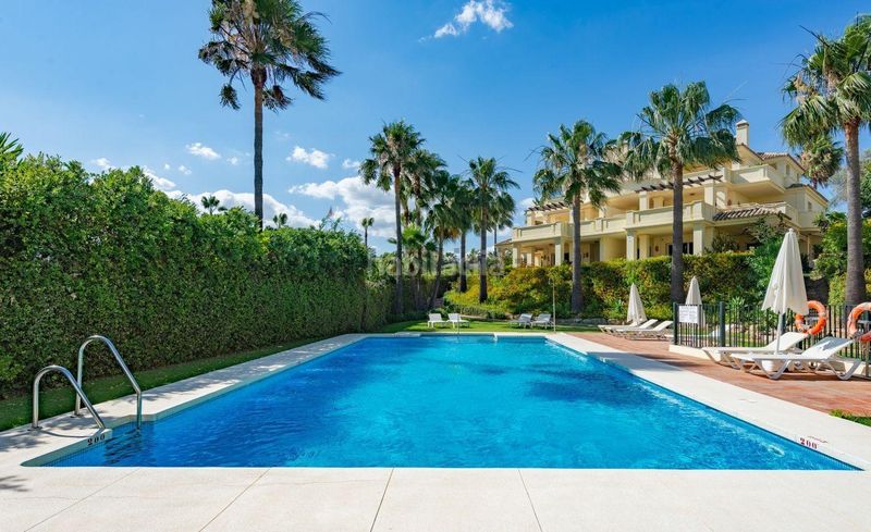 Foto 30f7645e-8e86-4cd0-856f-860e3368335e. Apartament amb calefacció aparcament piscina a Casares golf - Casares del sol Casares