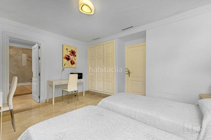 Foto ae1fcbc8-1d67-4b6a-a940-b5c1803f6d73. Apartament amb calefacció aparcament piscina a Casares golf - Casares del sol Casares