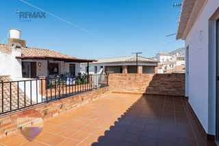 Casa  Camino de velez. Casa con encanto en el centro de periana