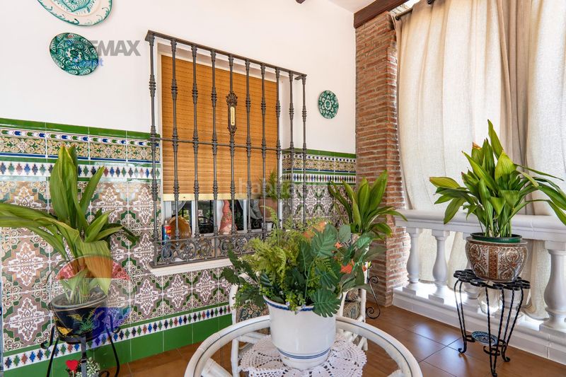 Foto 49055fd1-03eb-4e30-8eea-3b799e5d65f6. Casa gran casa andaluza con piscina, 11 habitaciones y amplias estancias . en Cuevas Bajas