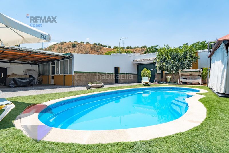 Foto 98fcd9dc-0e2d-4acc-bdb4-5c15f25a7283. Casa gran casa andaluza con piscina, 11 habitaciones y amplias estancias . en Cuevas Bajas
