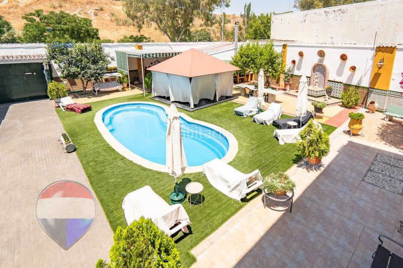 Foto eda0d2e0-4f5a-4fb9-82c1-076f85603504. Casa gran casa andaluza con piscina, 11 habitaciones y amplias estancias . en Cuevas Bajas