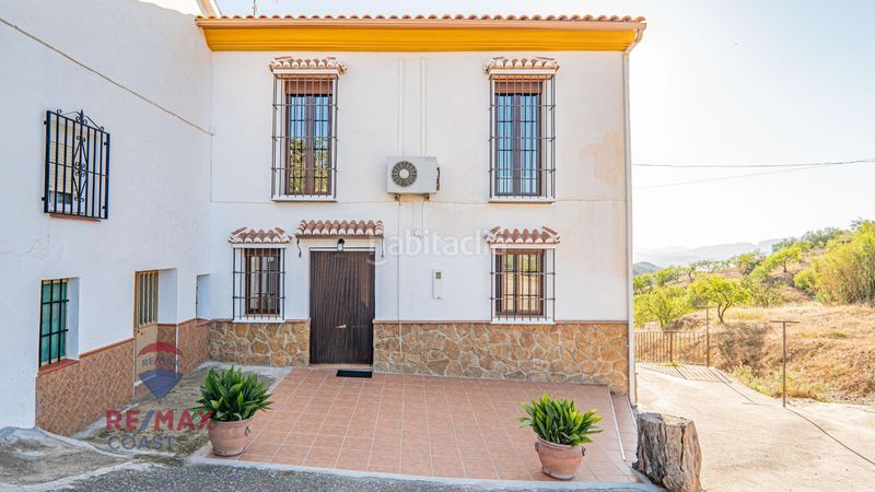 Foto d7323b6b-43be-446f-978f-a84360fdc23e. Casa conjunto de dos viviendas . en Colmenar