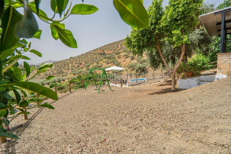 Foto 1a3b5b15-8362-4b2c-8505-591b5e23606b. Wohngrundstück in Colmenar