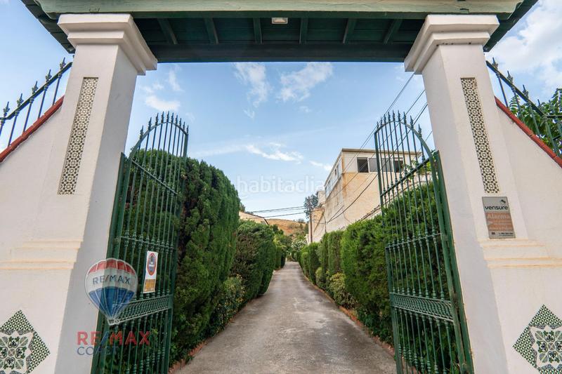 Foto a0f30135-77aa-4e50-9621-f5781a02ab33. Xalet amb calefacció aparcament piscina a Limonar Málaga