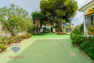 Chalet  Calle mijas. Chalet independiente en una sola planta en torrox costa