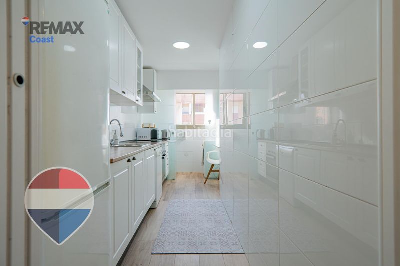 Foto 034145b1-2dd9-48b3-8bc2-a90774cb02a9. Pis amb aparcament piscina a Martín Carpena - Torre del Río Málaga