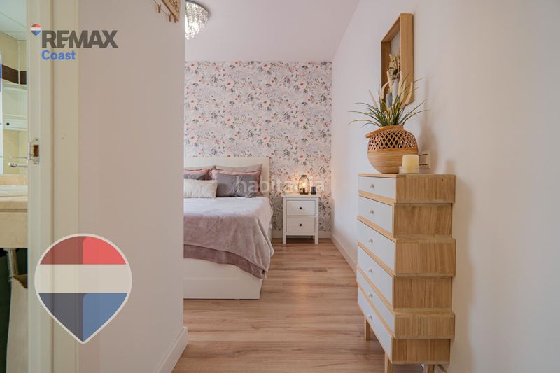 Foto 2af81f9e-c2e3-47d8-81ee-33fc84e48fb3. Pis amb aparcament piscina a Martín Carpena - Torre del Río Málaga