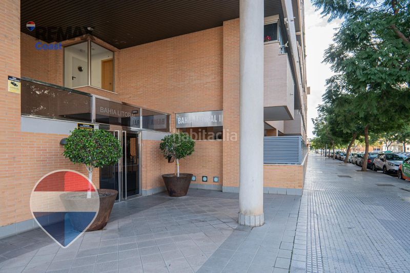 Foto bd59f604-11bd-4153-bc06-ce4286bc5fd7. Pis amb aparcament piscina a Martín Carpena - Torre del Río Málaga