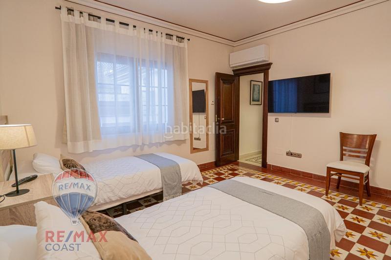 Foto 463dea3b-2356-42ab-82ca-e9a58ae8adff. House with heating in Puerto Deportivo Fuengirola