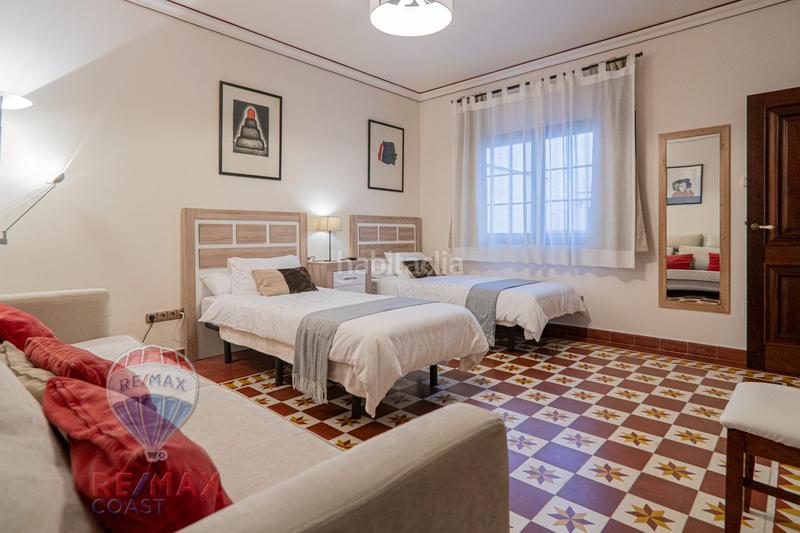 Foto 4a64a542-feda-4bd2-9f5f-6c2202c4dbce. House with heating in Puerto Deportivo Fuengirola