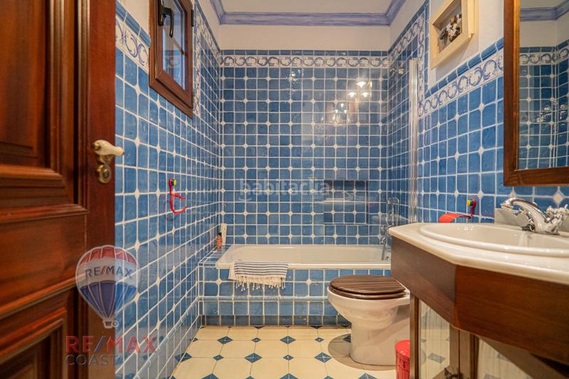 Foto 9e631de4-bb50-48b6-8bdb-270f21b07ae2. House with heating in Puerto Deportivo Fuengirola