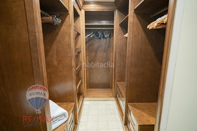 Foto bb34f54b-c1e5-407c-ae84-dca6acb106de. House with heating in Puerto Deportivo Fuengirola