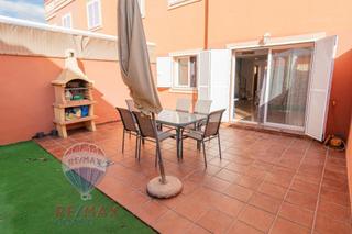 Casa adossada  Calle alimoche. Chalet en urbanización cerca de la playa de benajarafe