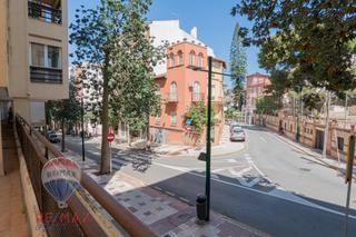 Appartement  Calle ferrandiz. Piso zona la victoria, gibralfaro