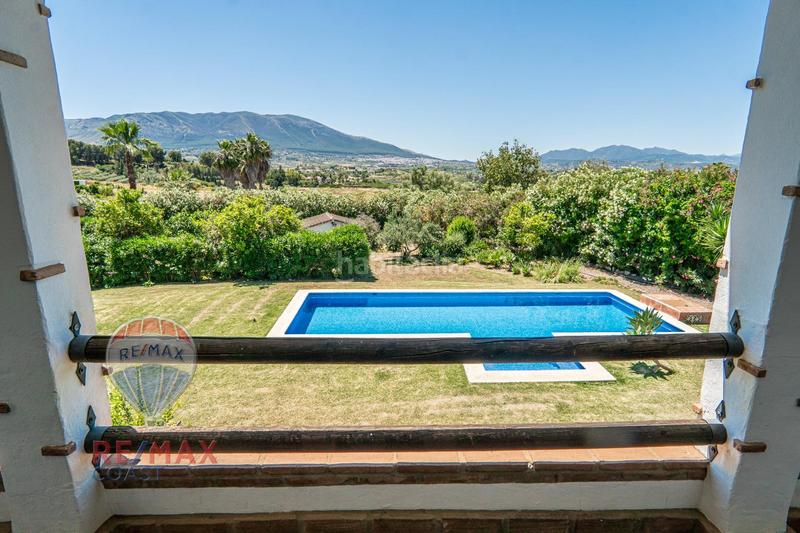 Foto c9b3e99f-cb81-4f9e-b154-7b7042b8029d. Chalet  sostenible con energía solar y entorno natural en Cártama