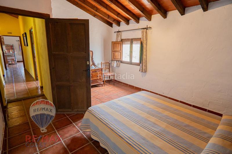 Foto fee0fbd9-82a9-4e4a-af4f-2a816a4d07d7. Masía casa rural en Archidona