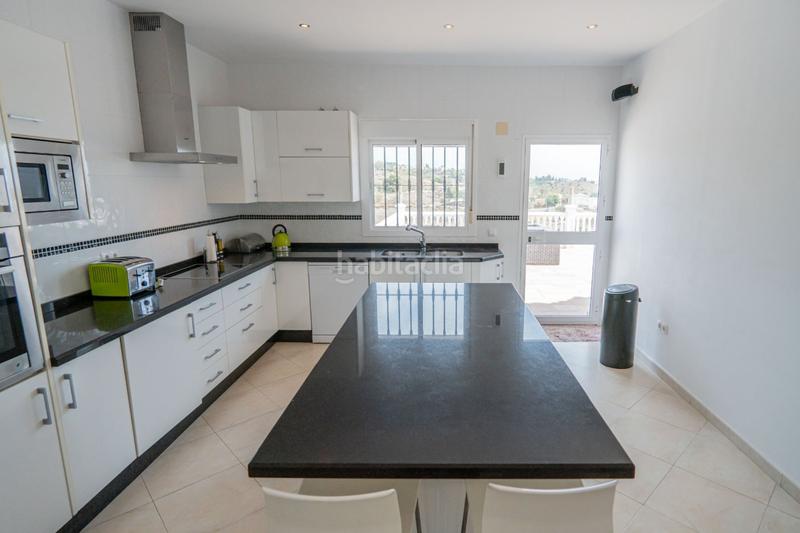 Foto 007b844e-4253-4e31-9164-926ea8115259. Chalet  de lujo en Benajarafe