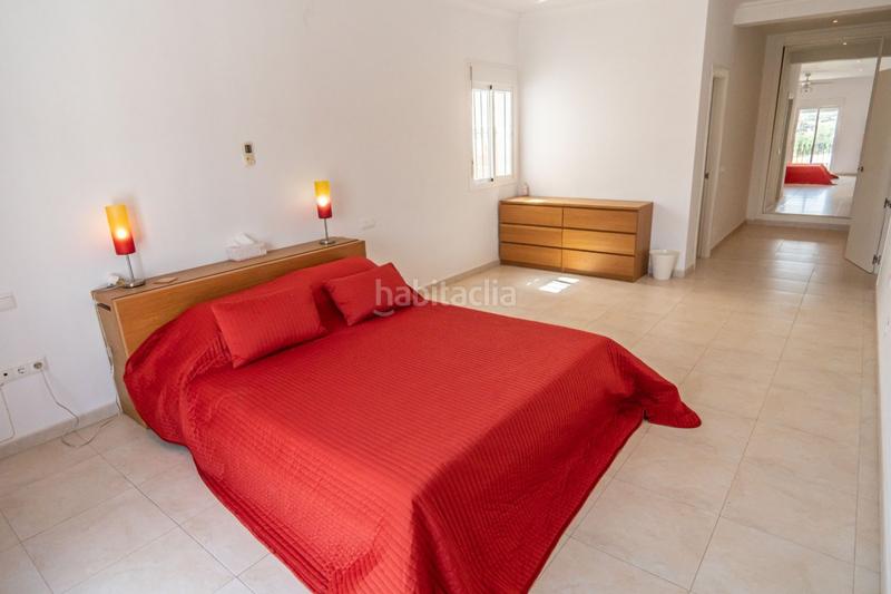 Foto d9560cdb-f861-4013-a556-136e44eef076. Chalet  de lujo en Benajarafe