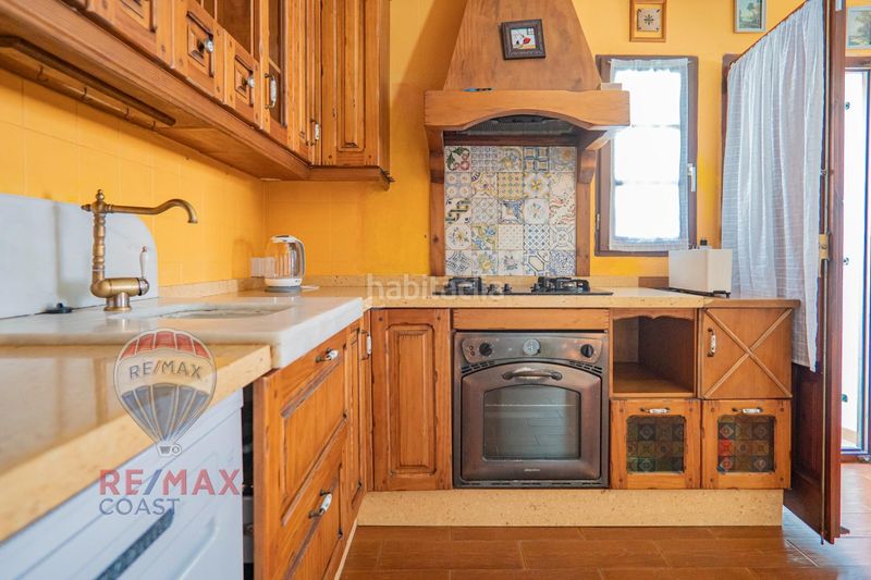 Foto b0852e49-524b-4431-b774-ba305a968b9a. Casa aparellada a Miraflores del Palo Málaga