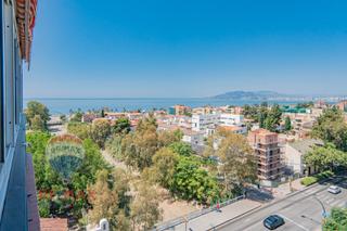 Pis  Avenida avenida de juan sebastián elcano, 139. Piso en el palopedregalejo con las mejores vistas de málaga